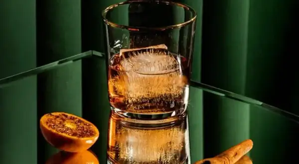 Pyszne drinki z rumem, które orzeźwią Twoje letnie wieczory